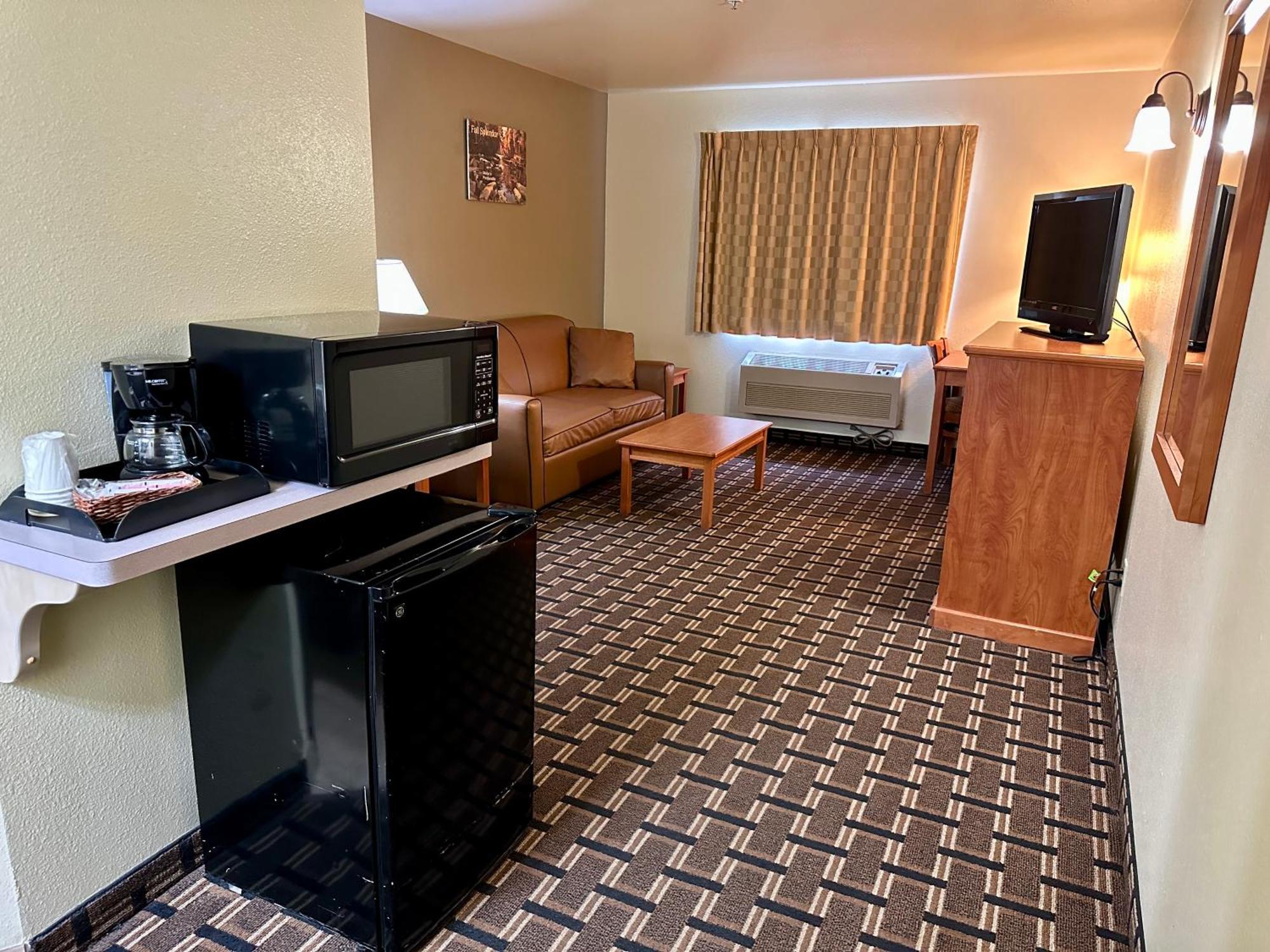 Fairbridge & Inn 3*