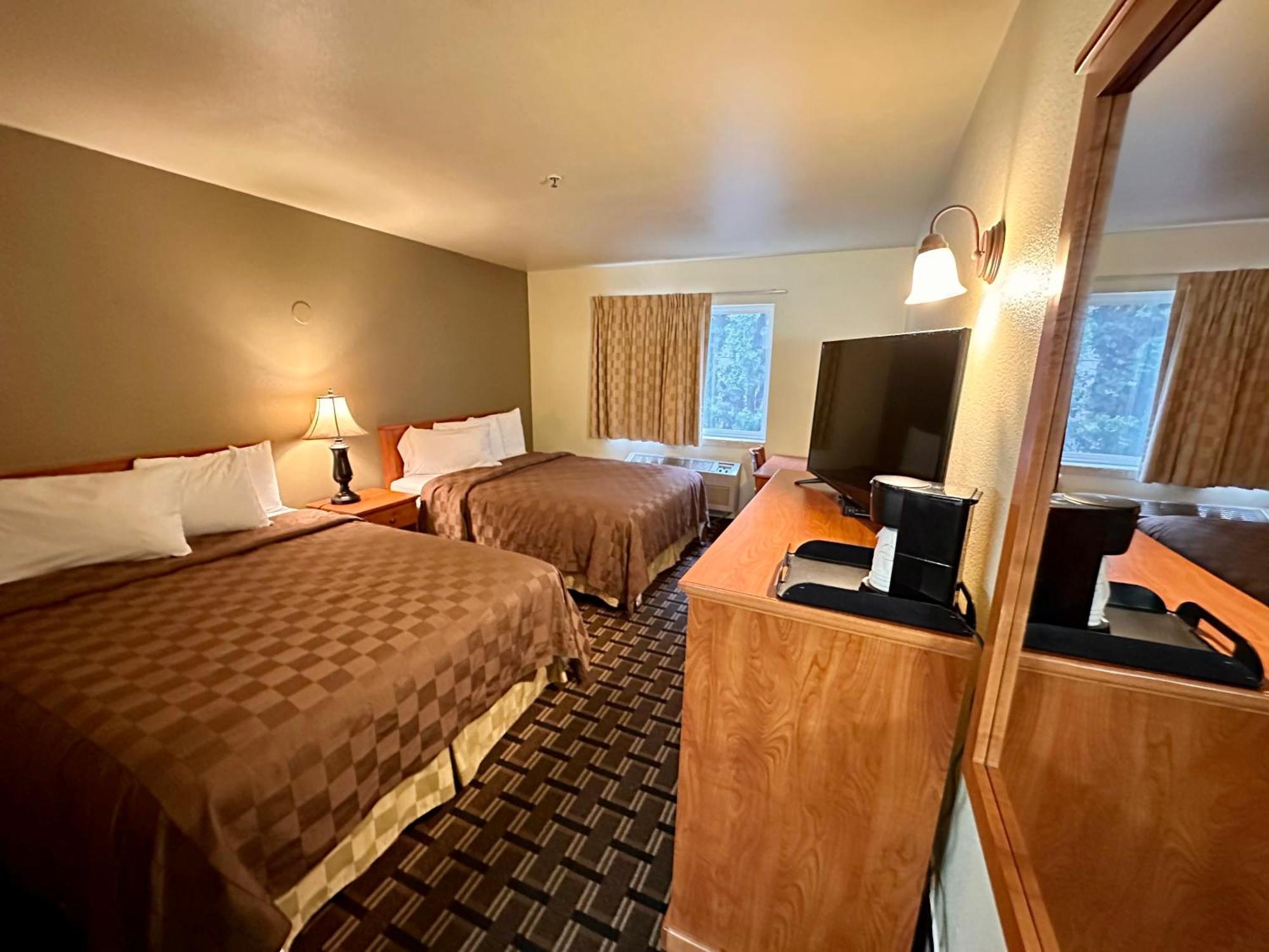 Inn Fairbridge &