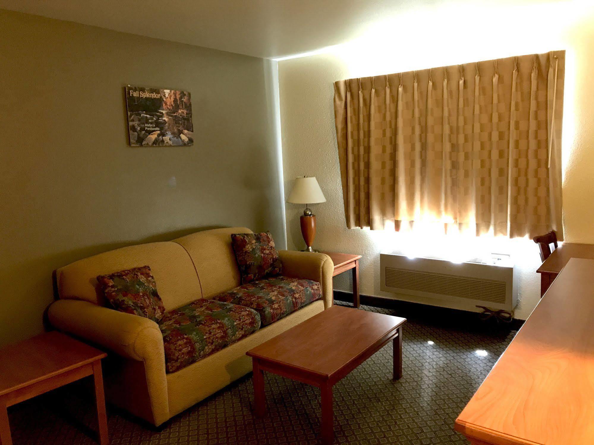 Fairbridge & Inn 3*